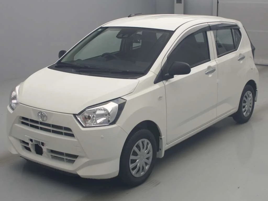 Toyota Pixis Epoch LA350A 2021
